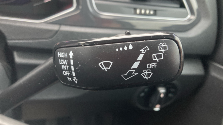 Volkswagen T-Roc 1.5 TSI EVO SEL 5dr Petrol Hatchback